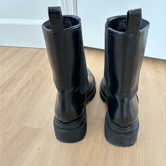 Zara CHUNKY SOLE FLAT ANKLE BOOTS for women size 8 - Picture 8 of 8